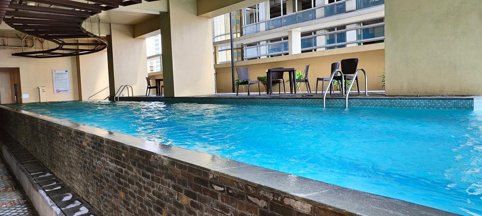 מנילה Grand Riviera Suites מראה חיצוני תמונה